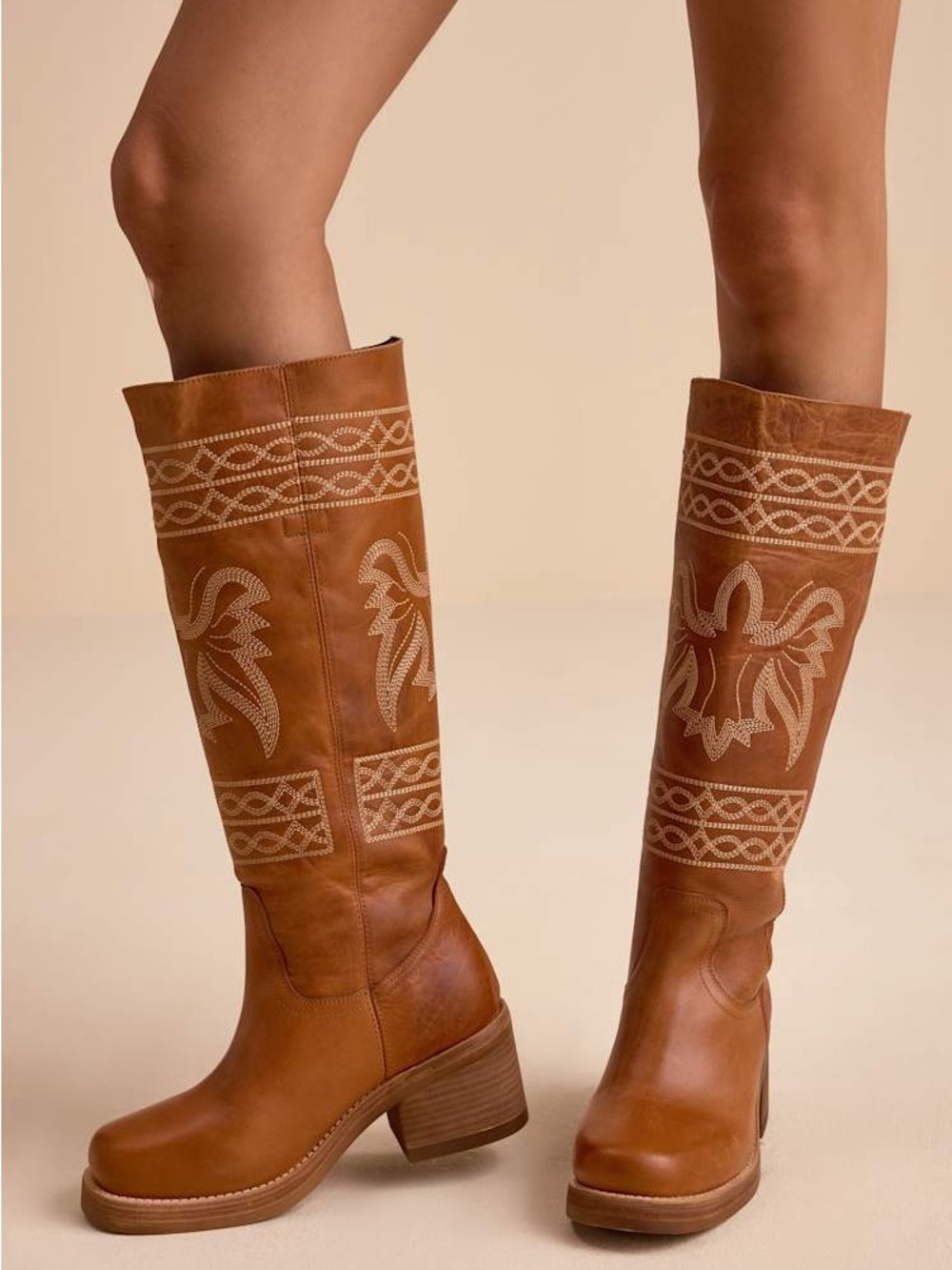 NWT Dingo Tan Embroidered Leather Knee Boots - Picture 6 of 7